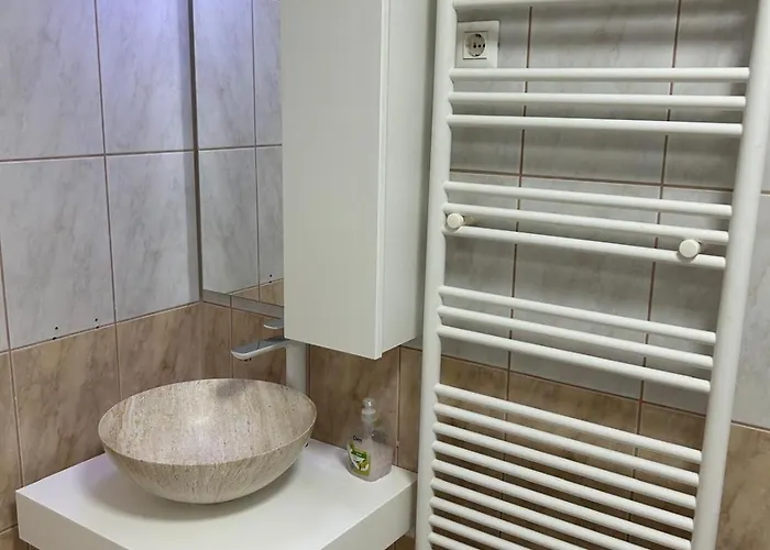 Oliva アパート *