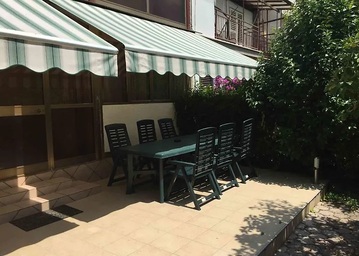 アパート Oliva ポレッチ